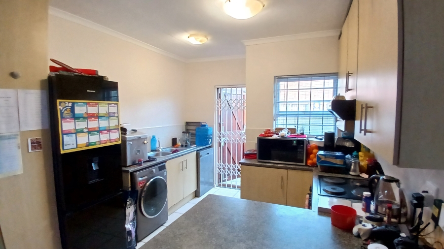 To Let 2 Bedroom Property for Rent in Glenroy Park Eastern Cape